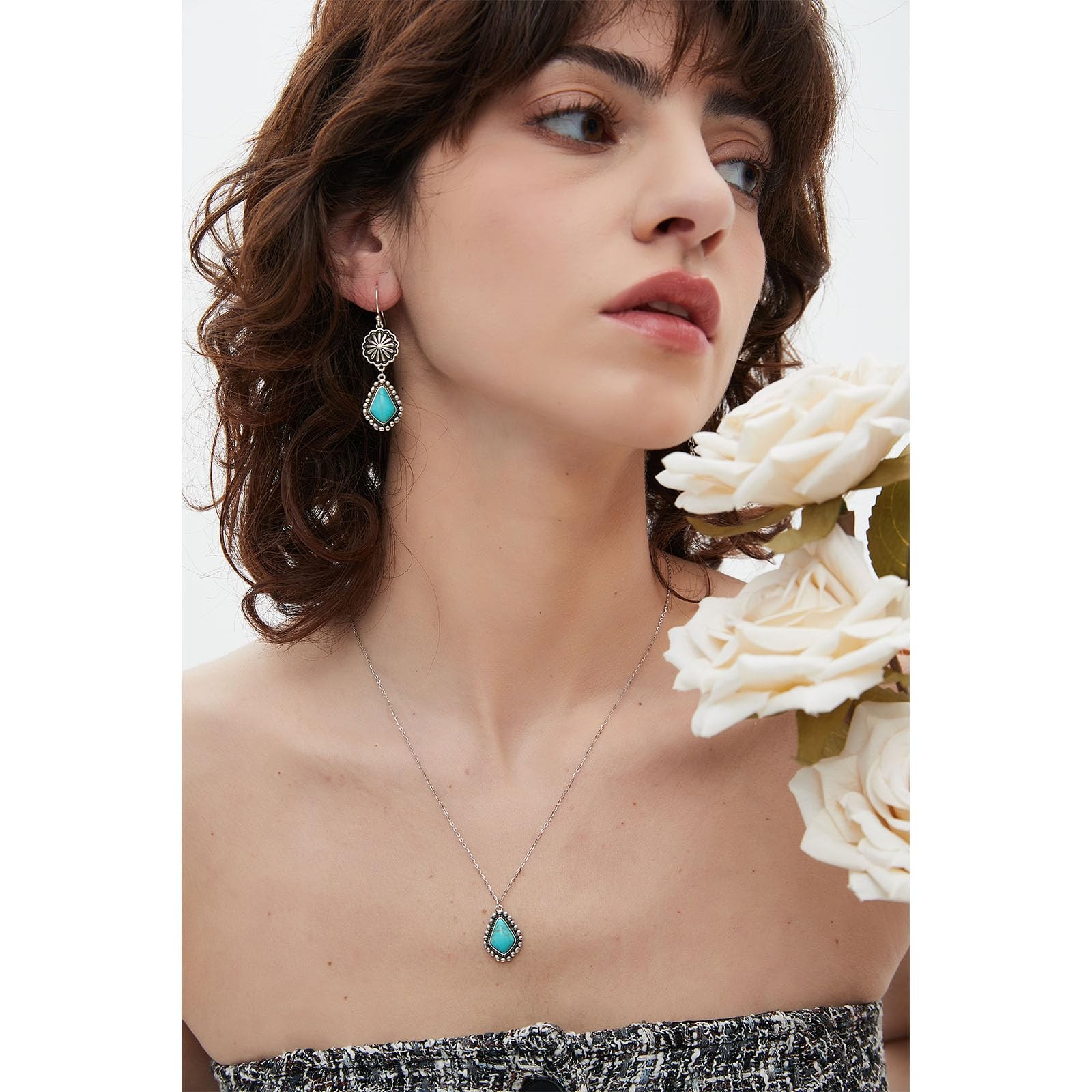 Turquoise Pendant Necklace for Women, 925 Sterling Silver Western Bohemian Ne…