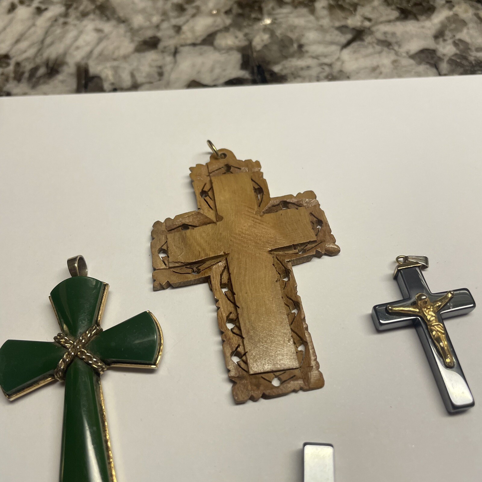Lot Of 4 Vintage – Modern Jewelry Pendant / Charms – Crosses