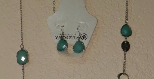 VERSONA turquoise stone long chain with earring pair.
