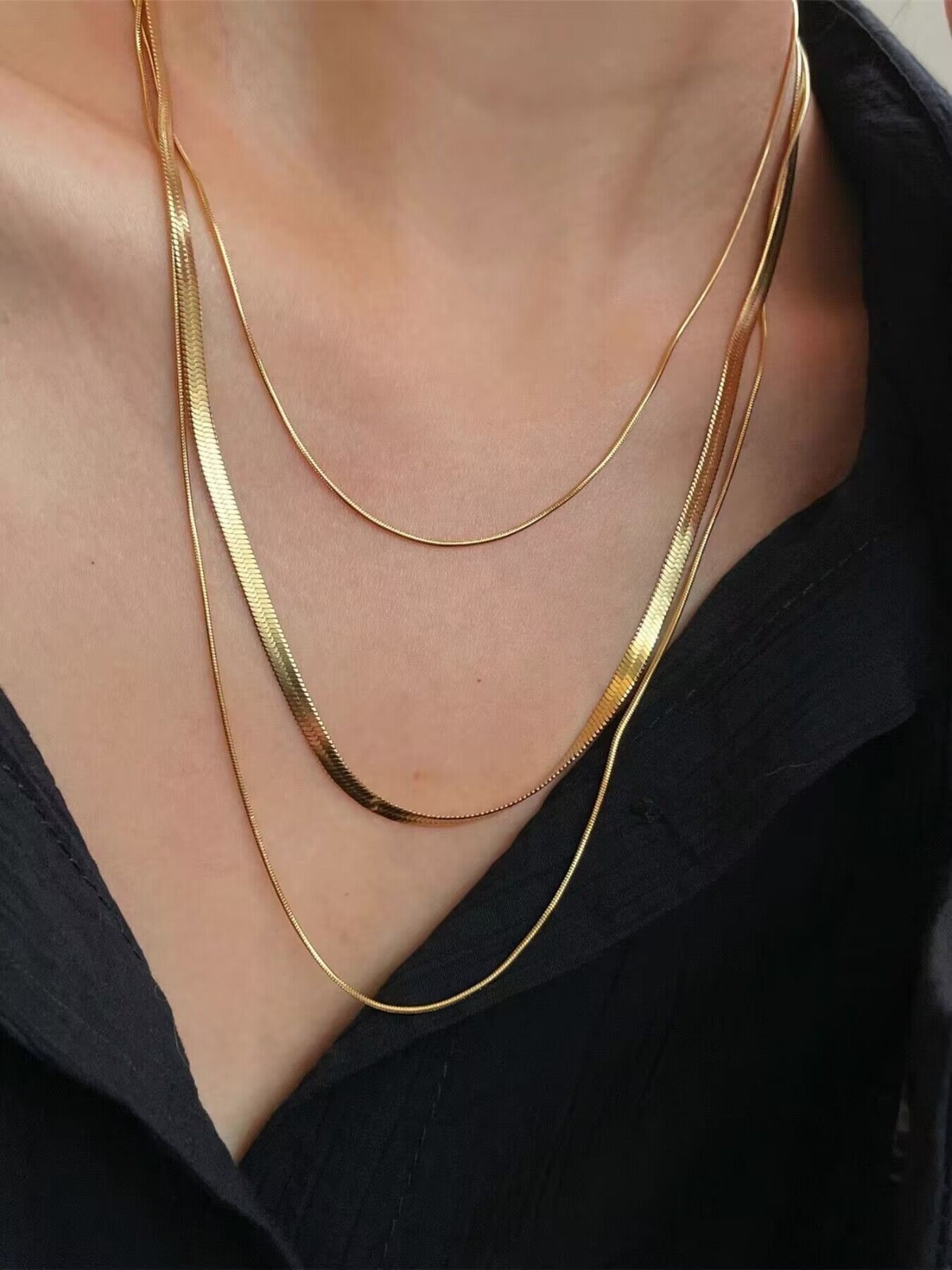 Woman 14K Gold Plated Triple Layers Snake Herringbone Chain Choker Necklace