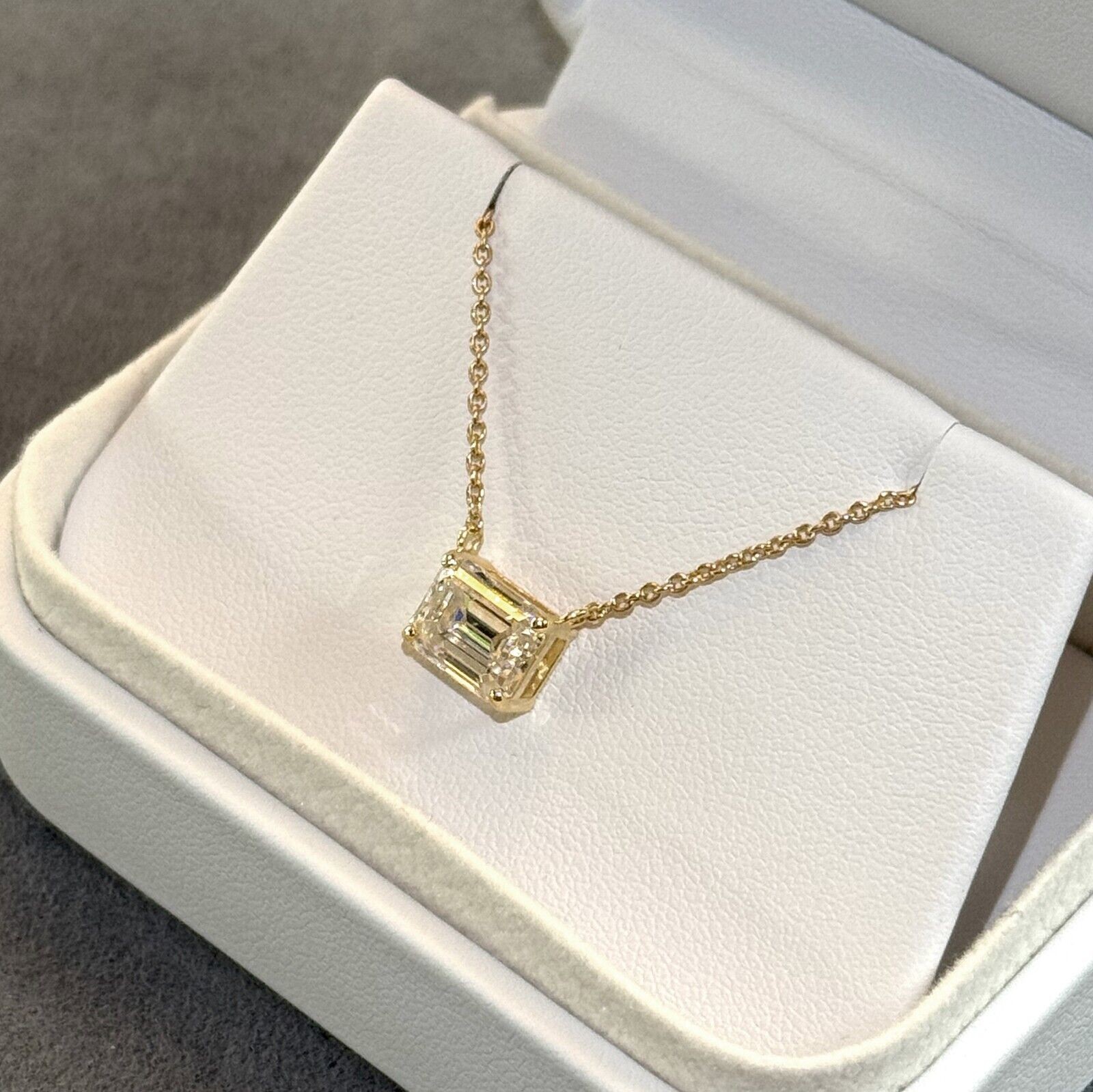 2.00 CTW Emerald Cut Moissanite East West Necklace – 925 Silver