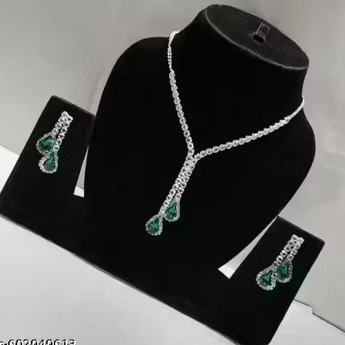 Beautiful Indian Style Necklace Set With Earring IN16