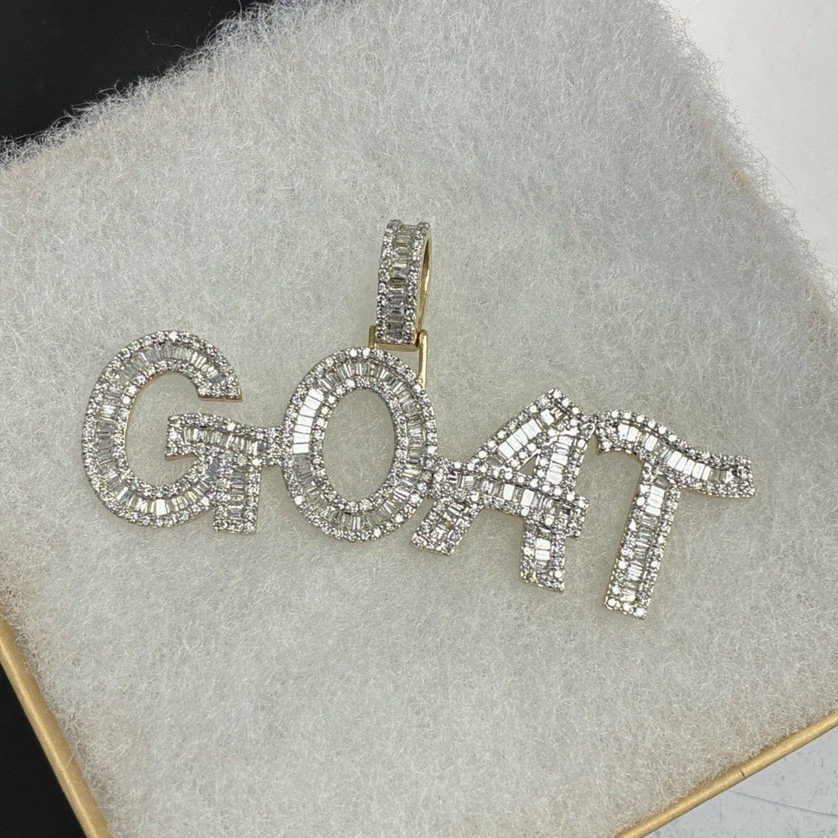 10K Gold 2.69 Ctw Natural Diamond Pendant