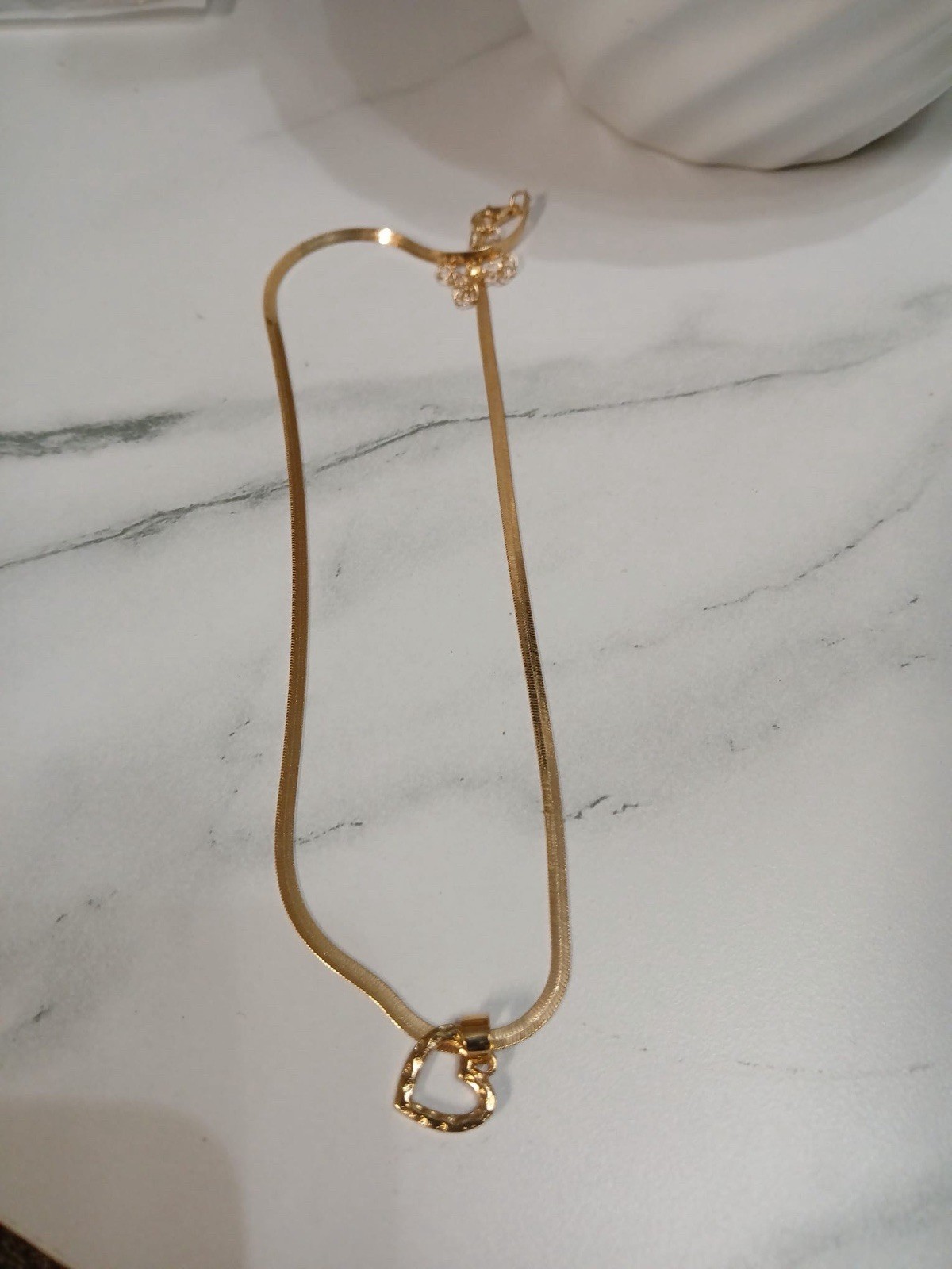 Gold Heart Charm Pendant Chain Necklace No Stone Undated Era Fashion Jewelry