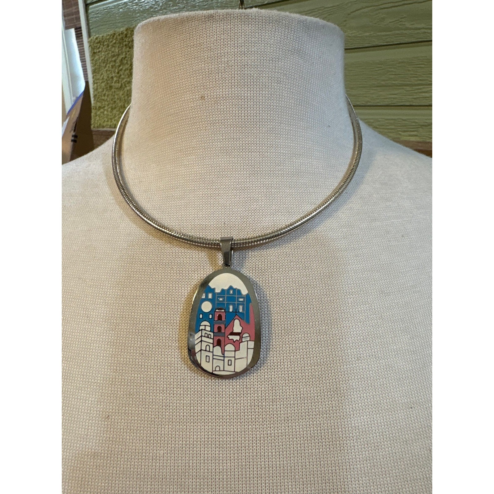 M Silver Tone Enamel Cityscape Pendant Omega Snake Chain Necklace J880