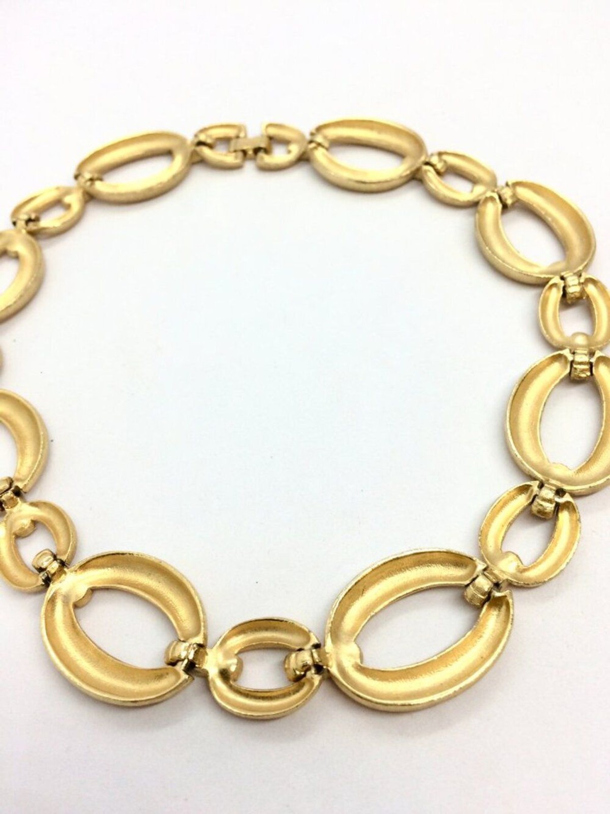 VINTAGE CHAIN NECKLACE Matte Brushed Gold Tone Rhinestone Accent Collar