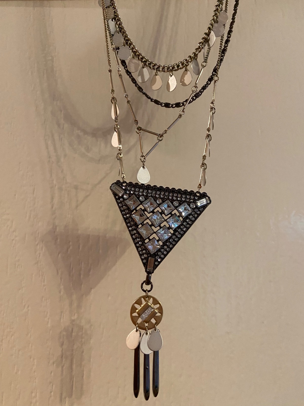 Oasis Ladies Triangle Layer Necklace