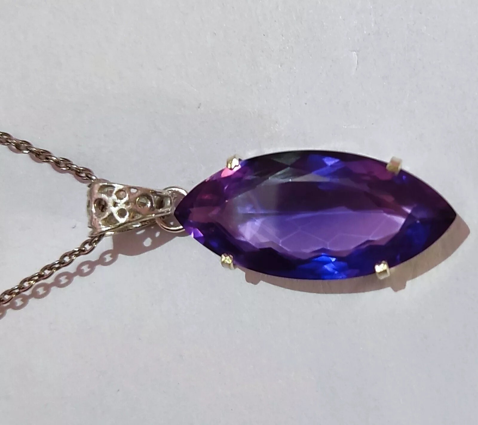 Natural 36.40 CT Color Change Alexandrite Certified Gemstone Pendant 925 Silver