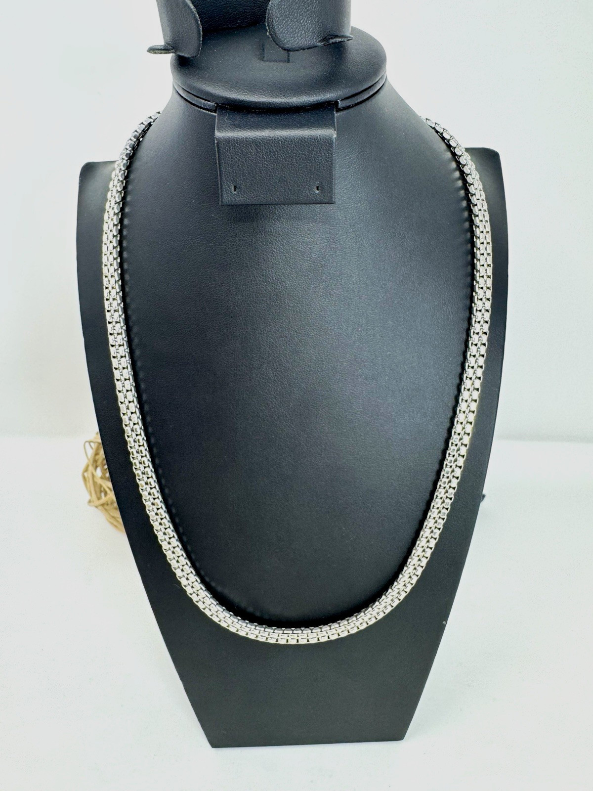 Unbranded High-Polish Popcorn Mesh Link Chain Necklace – Excellent Condition