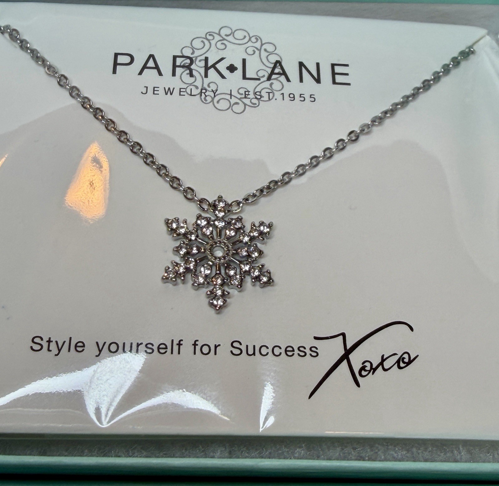 Park Lane Snowflake Pendant Necklace Exclusive Sparking CZ On Silver Tone New