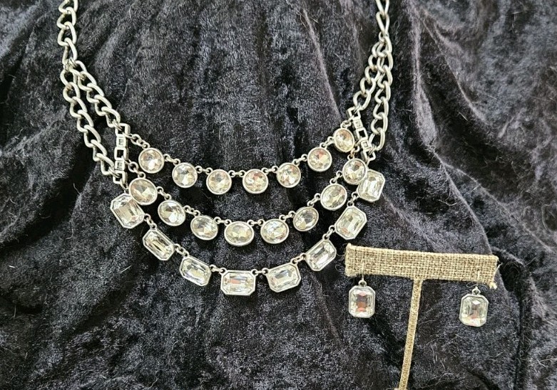 Premier Designs Crystal Multi-Strand Silver Necklace & Earrings Set