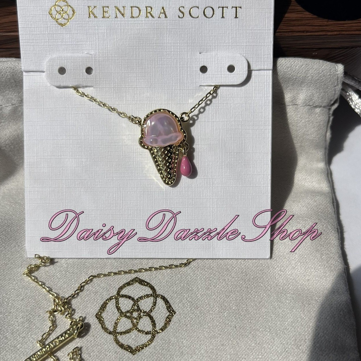 ✨New Kendra Scott Ice Cream Short Pendant Gold plated Necklace Pink🍦