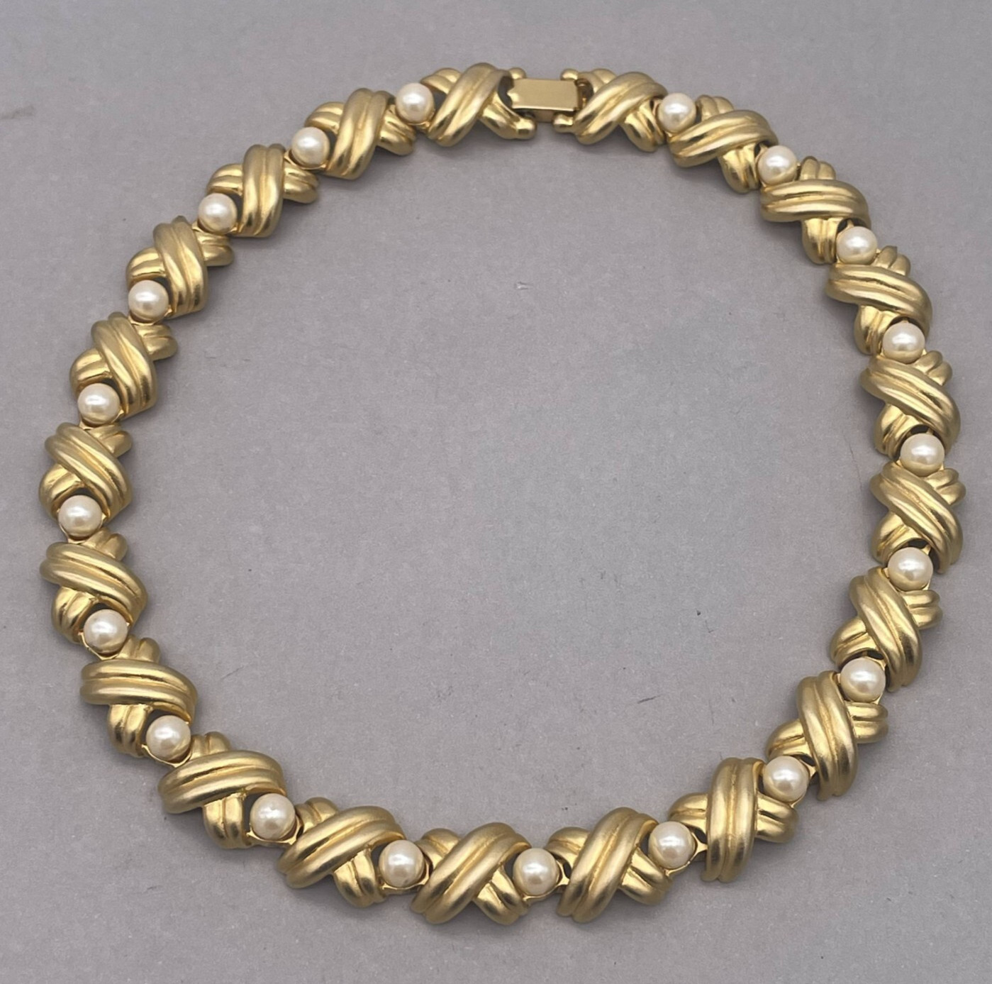 Faux Pear X Link Choker Necklace Gold Tone Fold Over Closure 15 Inches