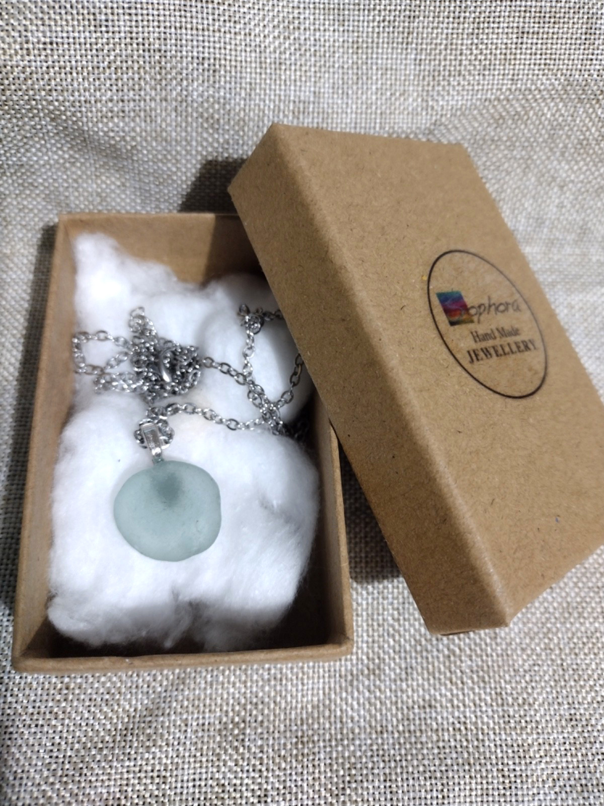 SEAGLASS PENDANT SEAFOAM COLOUR 18IN CHAIN HANDMADE IN PRESENTATION BOX