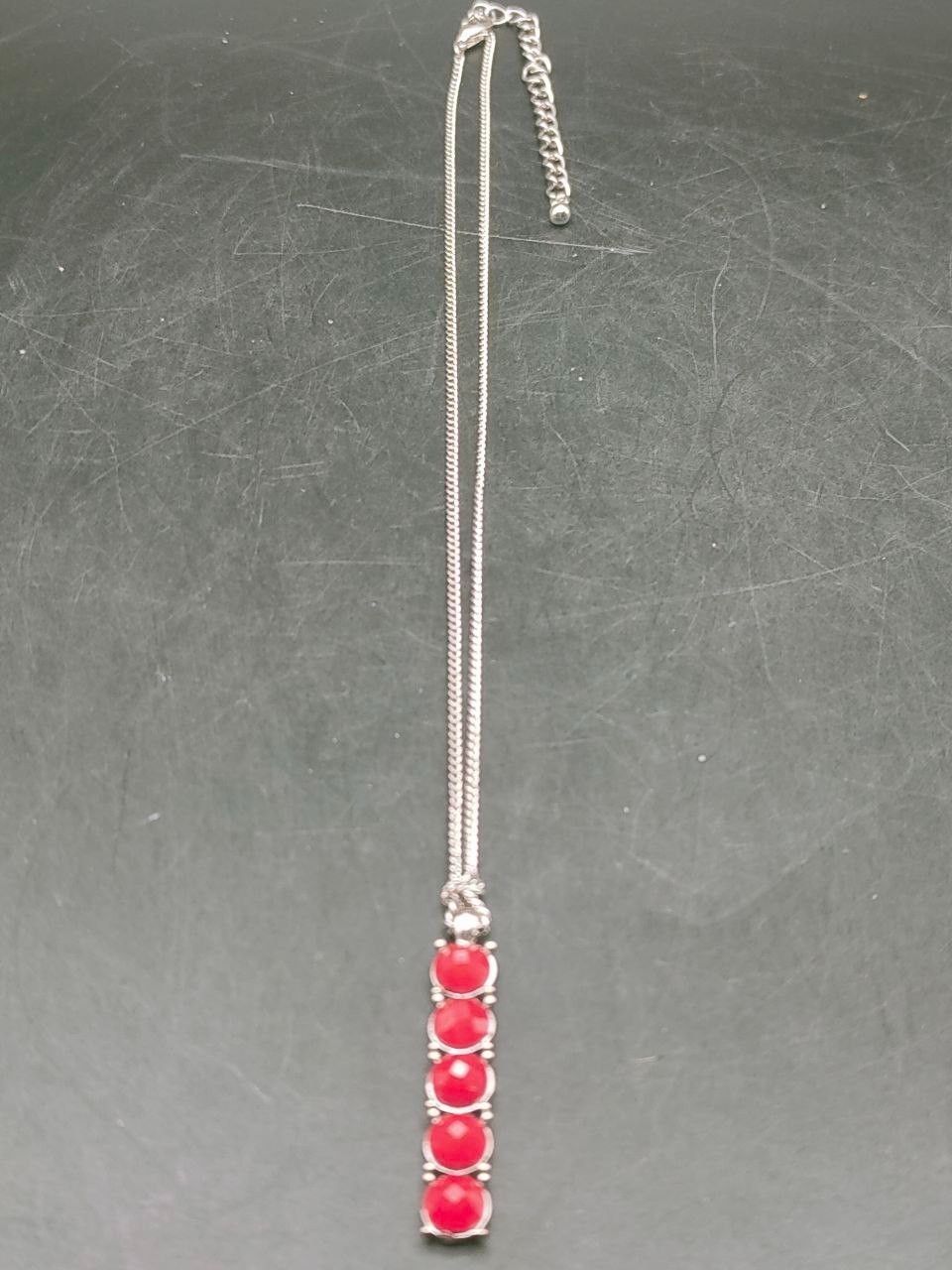 Elegant Silver Tone Necklace w/ Red Faceted Stones Pendant 40cm Chain Unused