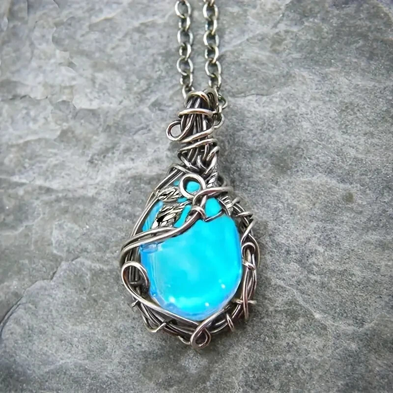1pc Vintage Wrapped Moonstone Pendant Necklace Women Men Holiday Gift