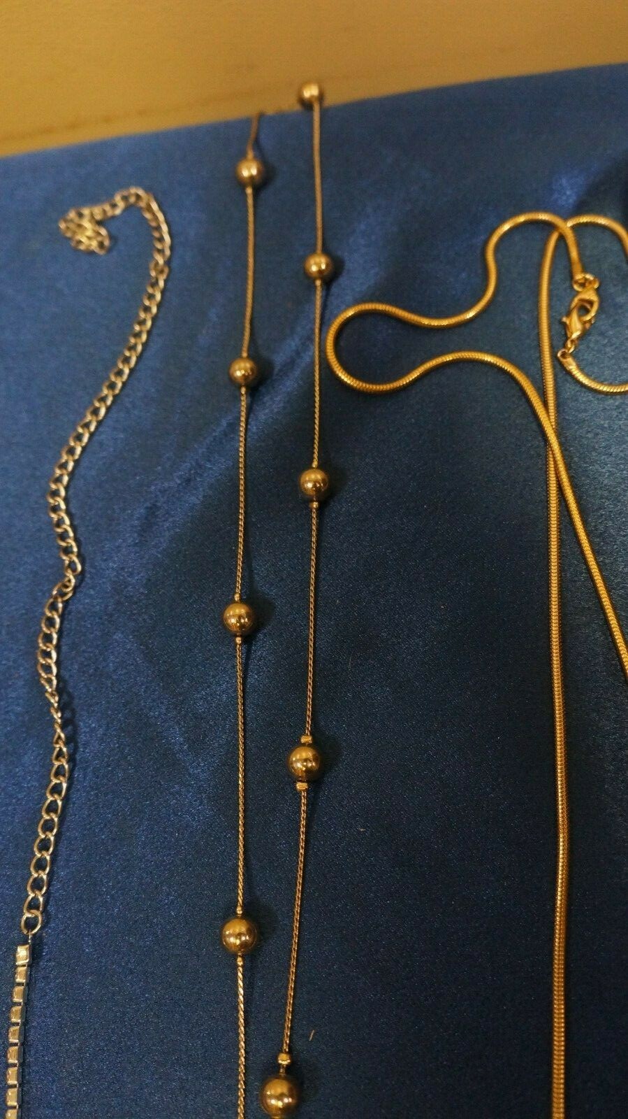 LOT OF 6 COSTUME JEWELRY-5 NECKLACES-1 BRACELET UNKNOWN STONE