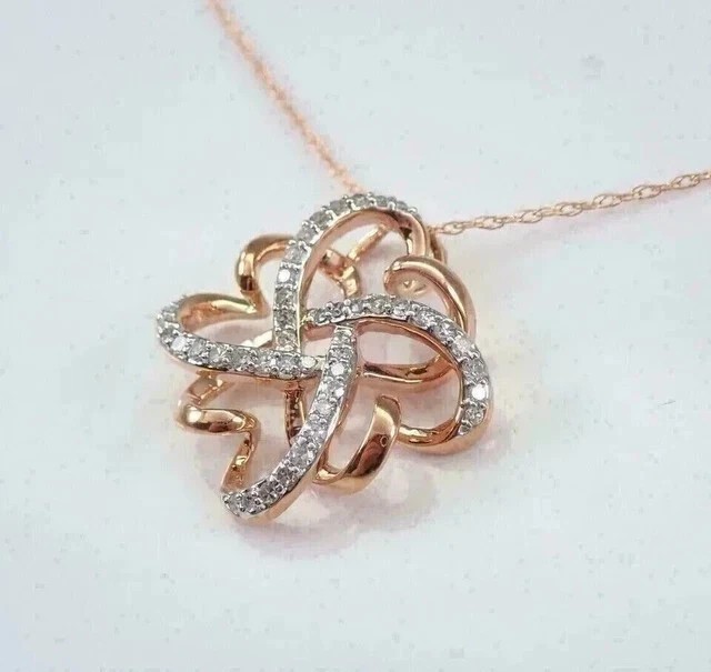 2 Ct Round Cut Simulated Diamond Women’s Heart Pendant In 14K Yellow Gold Plated