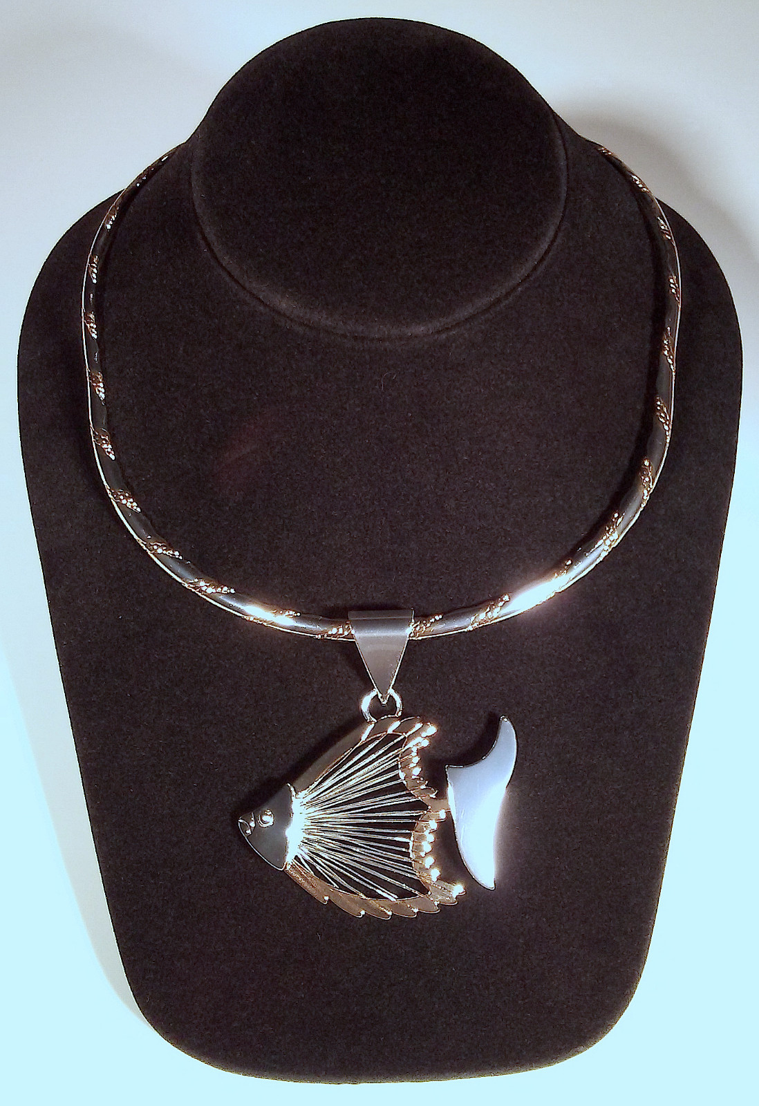 Silver-plated two-tone etched choker necklace two-tone wire fish slide pendant