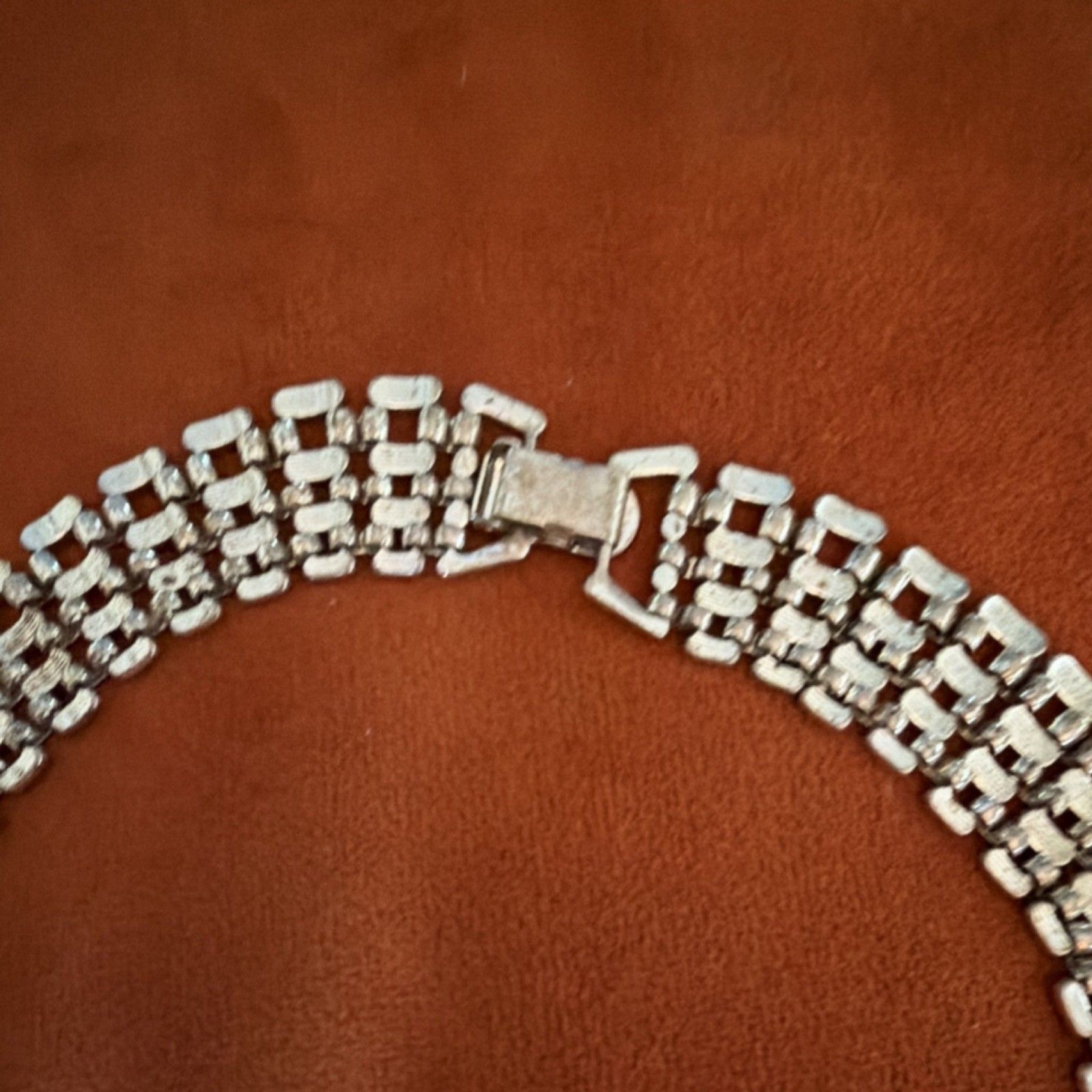Silver Tone Multi-Row Link Chain Necklace Box Clasp No Stones