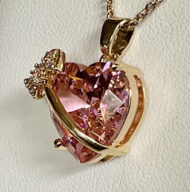 Pink Heart Cut Necklace – 13mm Or 12.0ctw – Goldtone Setting – 18” Chain !!!