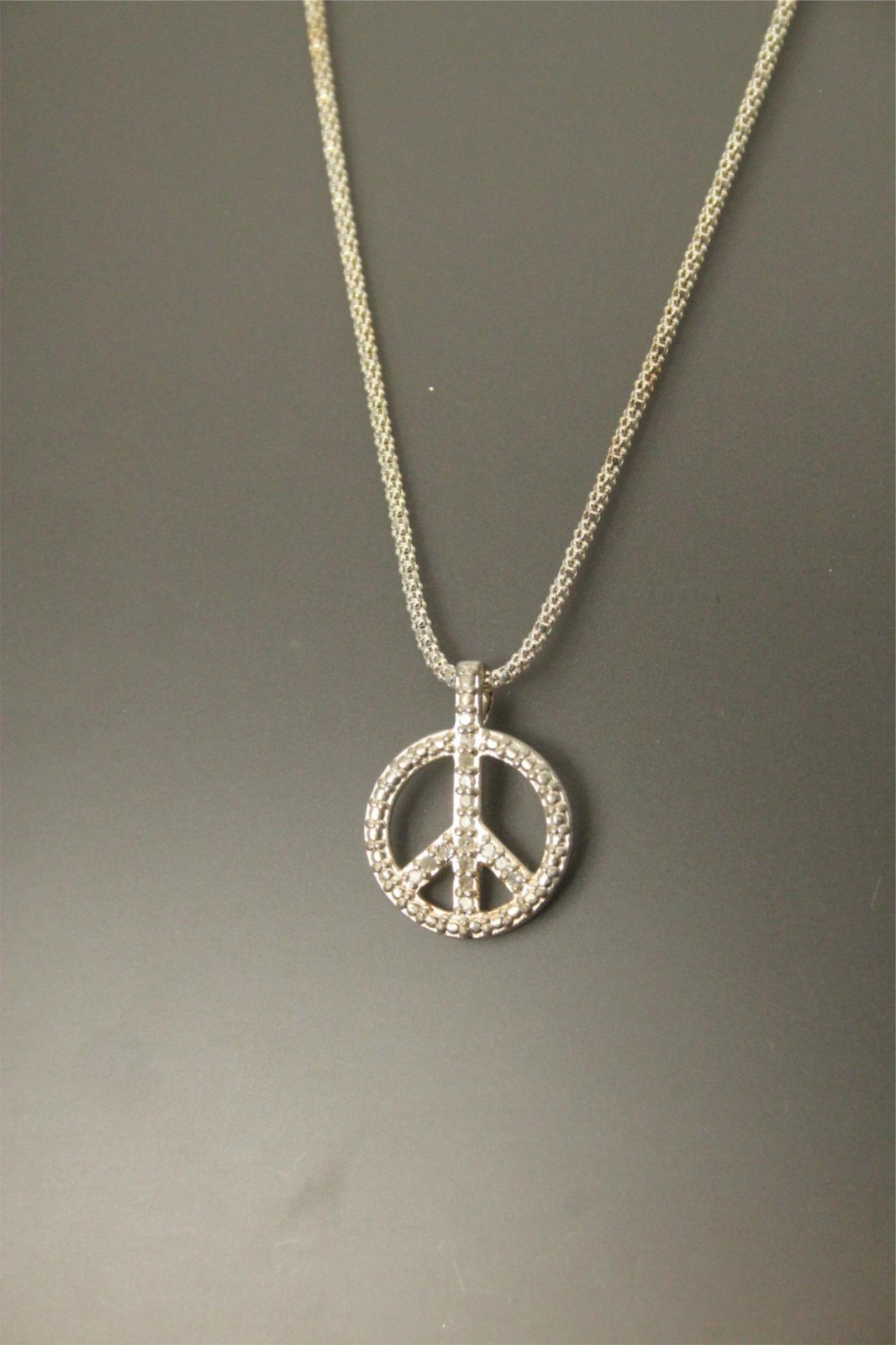 Diamond Peace Sign Sterling Silver Popcorn 18″ Chain 1.7mm wide 6.5g (NEC5823)