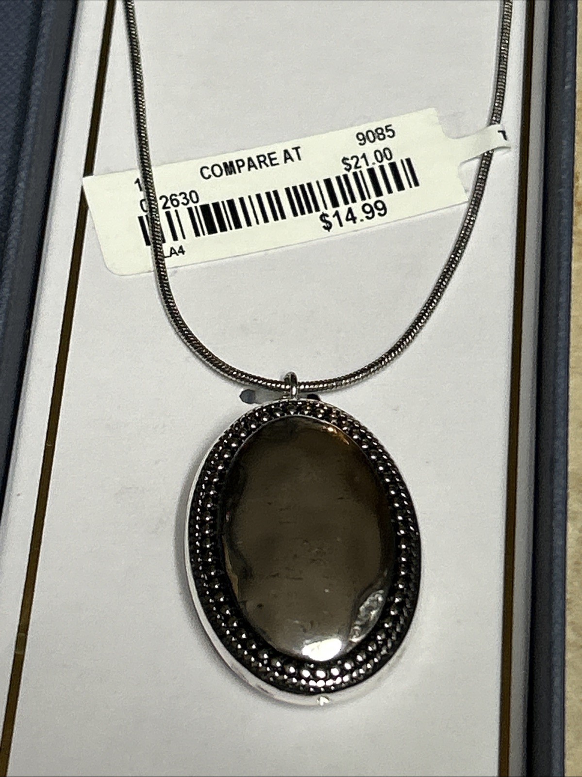 Oval Locket Necklace – 38” Adjustable Necklace Silvertone Nickel Free In Box