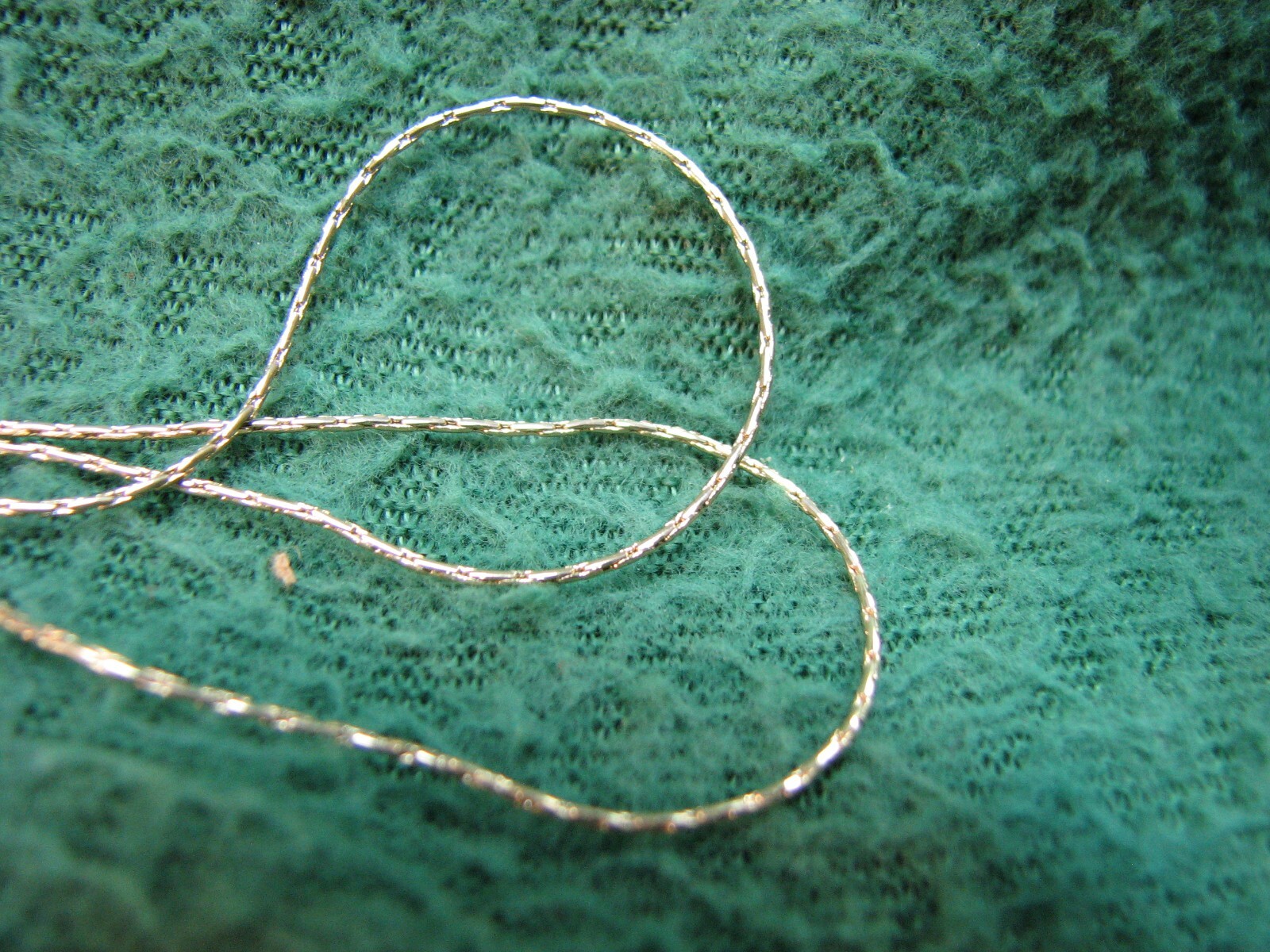Beautiful Vintage Unisex 26″ Necklace W/ Incredible Detail As Shown NICE