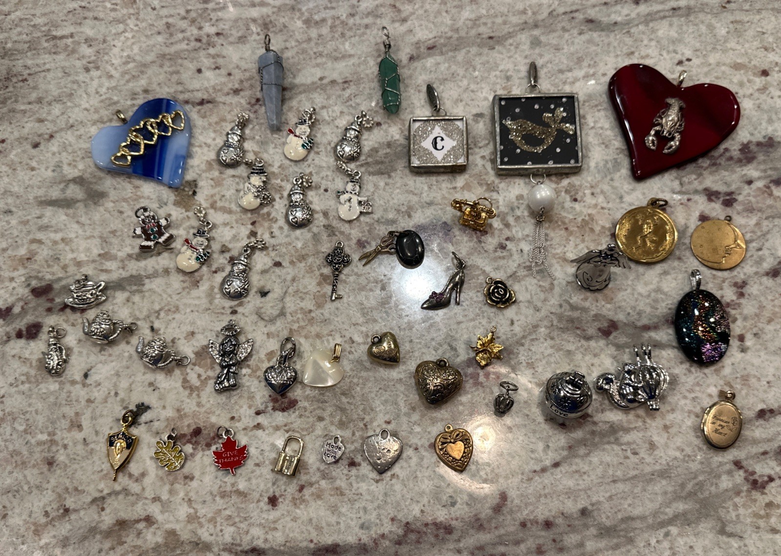 Pendant Charm Jewelry Lot Mix Metals MOP 14 Kt Gf Locket Art Glass Pendants
