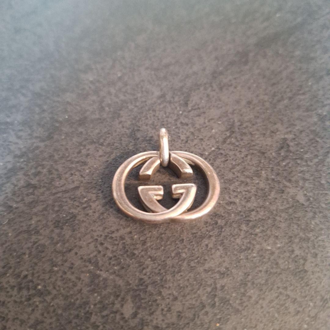 GUCCI Interlocking G Pendant Top
