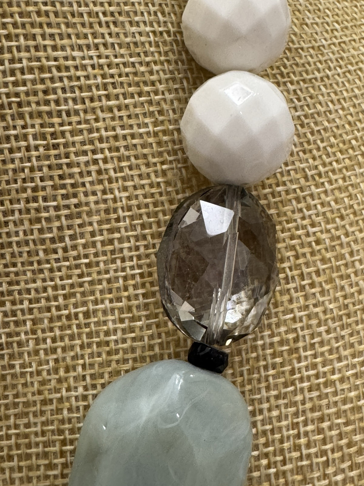 Resin & Acrylic Beads Necklace 20.5”.