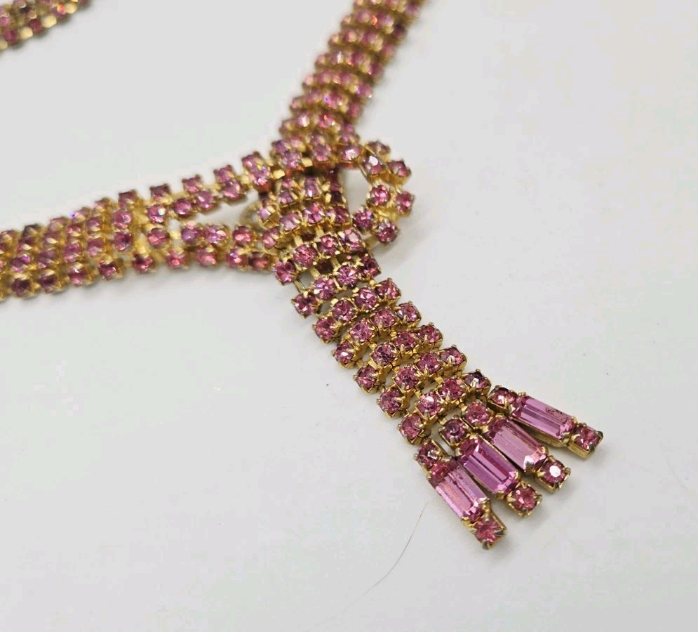 Pink Crystal Knot Lariat Necklace Y drop Gold tone Art Deco Vintage Rare