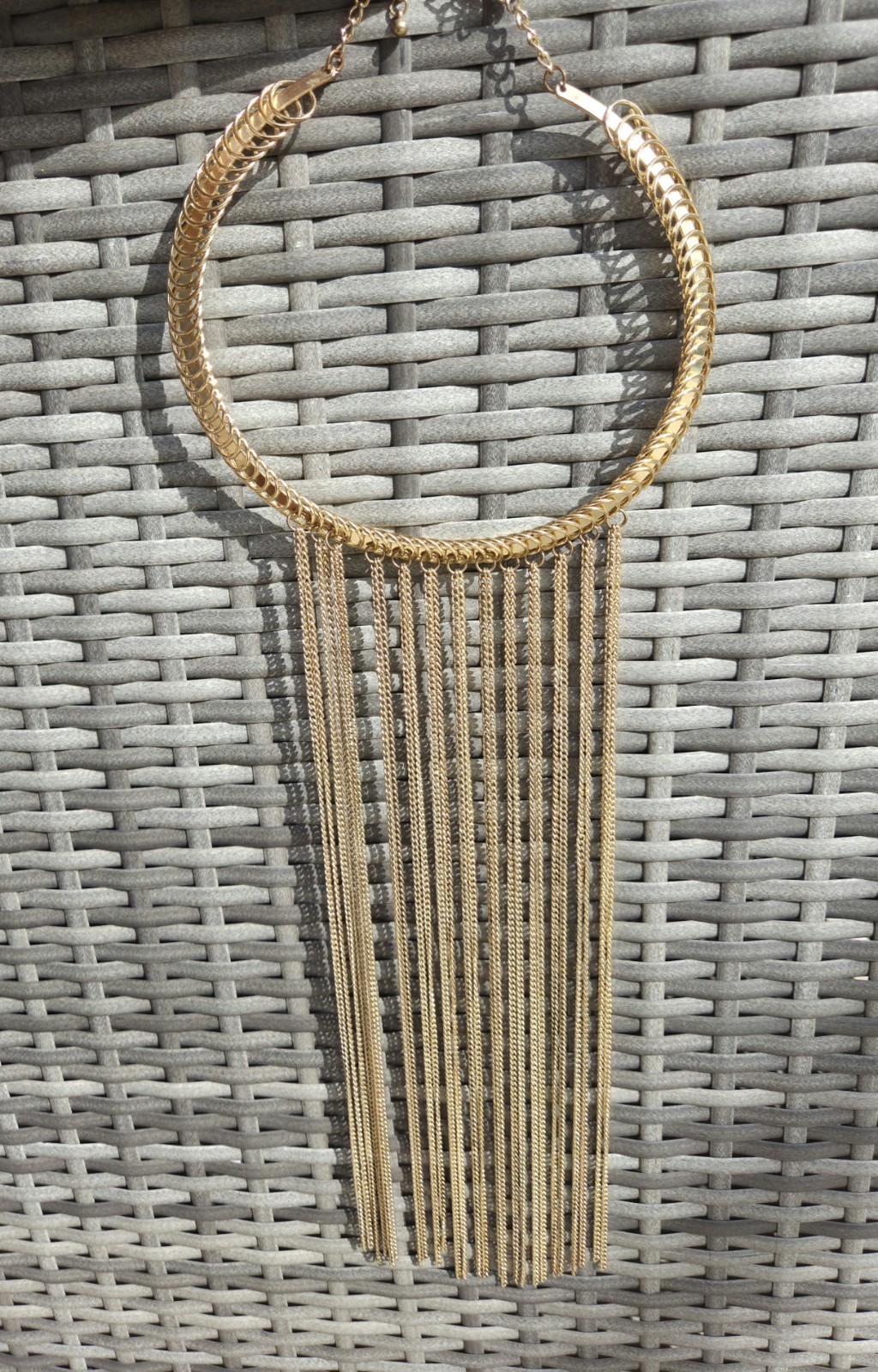 Gorgeous! Gold Tone Statement Necklace With Multiple Dangle Chains