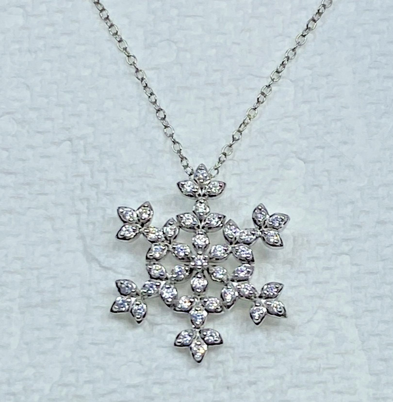 925 Sterling Silver Cubic Zirconia Snowflake Pendant 18″ Necklace NOS