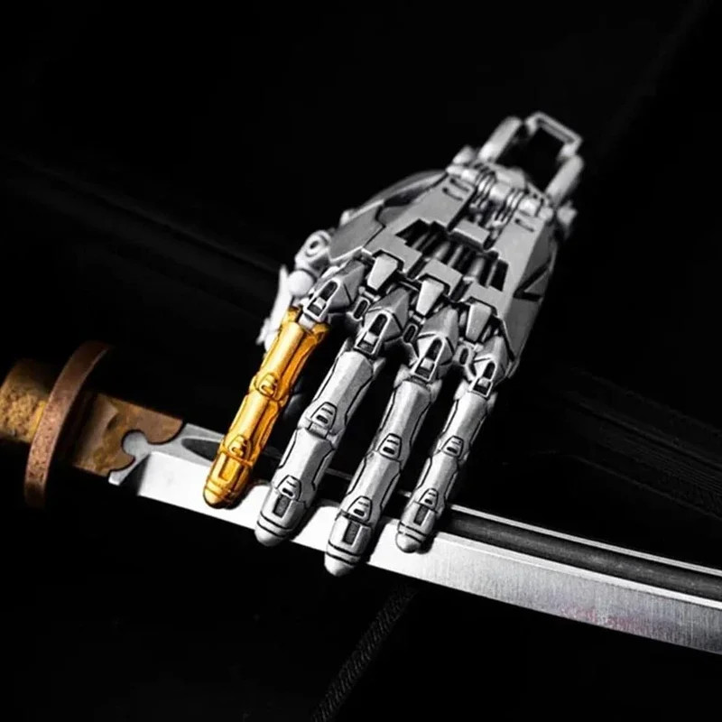 5cm Robot Hand Collectible Mechanical Bionic Hand With Chain Movable Finger