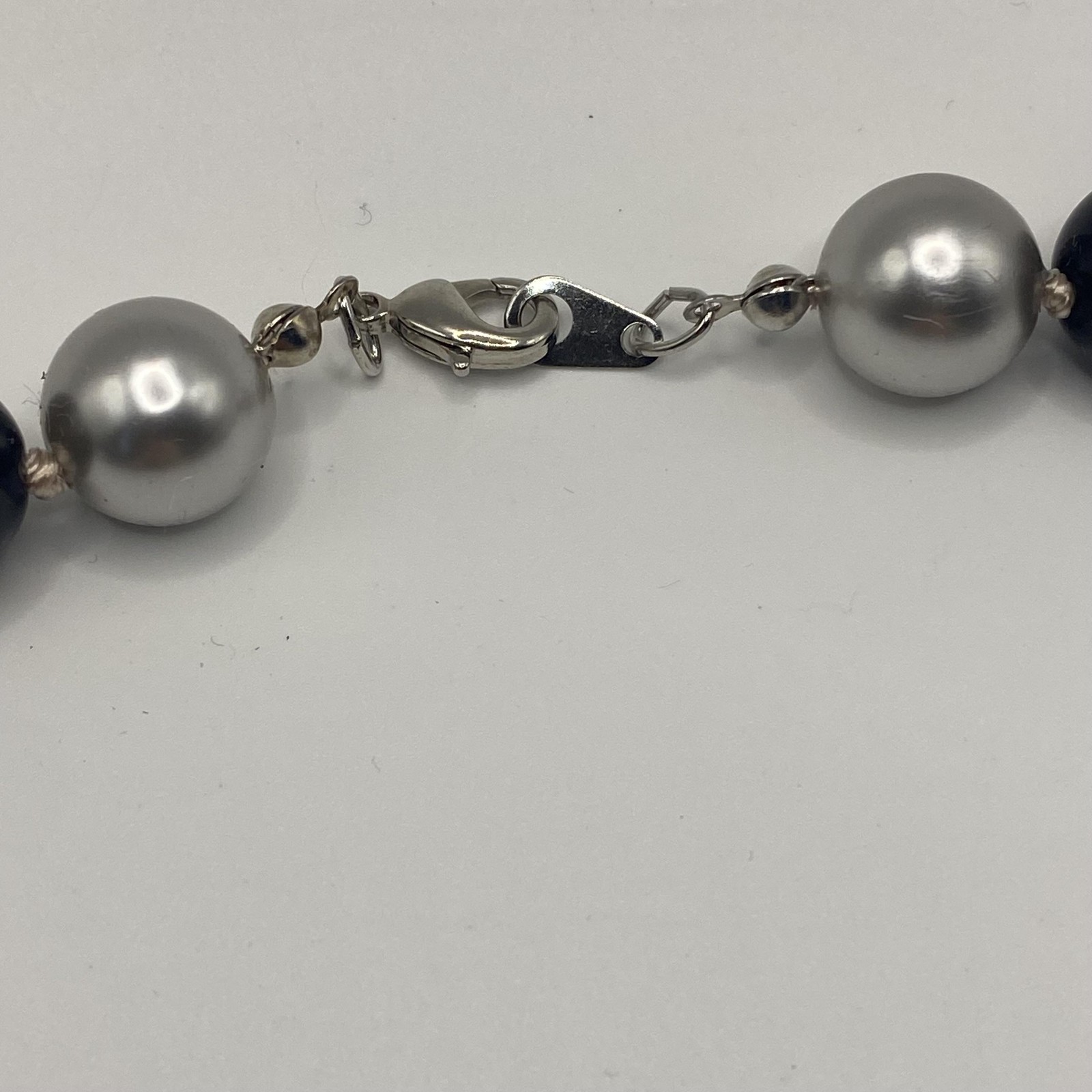 Multicolor Faux Pearl Beaded Womens Necklace Silver Tone Lobster Clasp 24 In