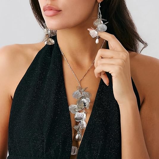 Golden Leaf Choker Necklace – Long Ginkgo Tassel Pendant for Women – Boho Beach