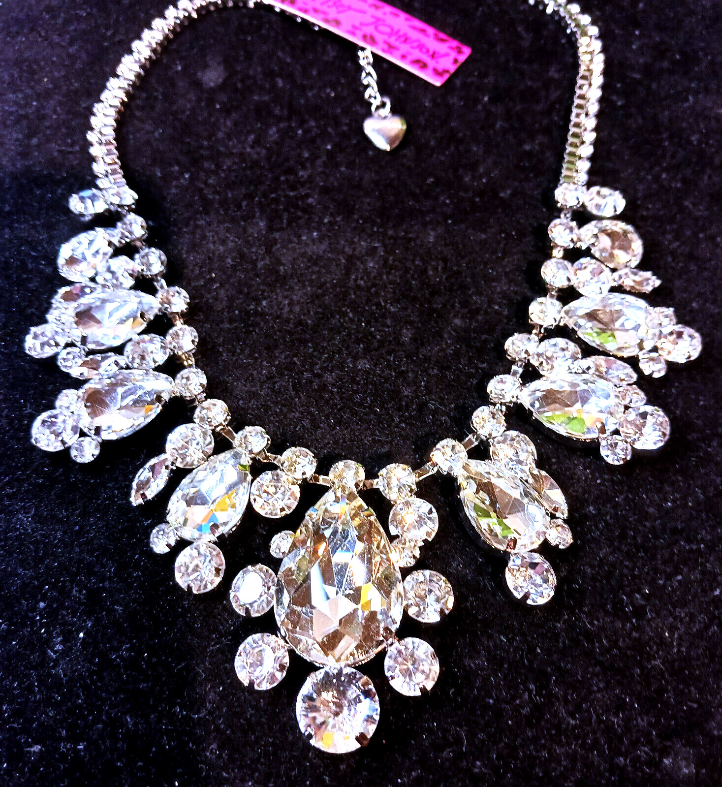 Gorgeous JEWELS White Rhinestone Betsey Johnson HIP HOP Night Club Bib Necklace