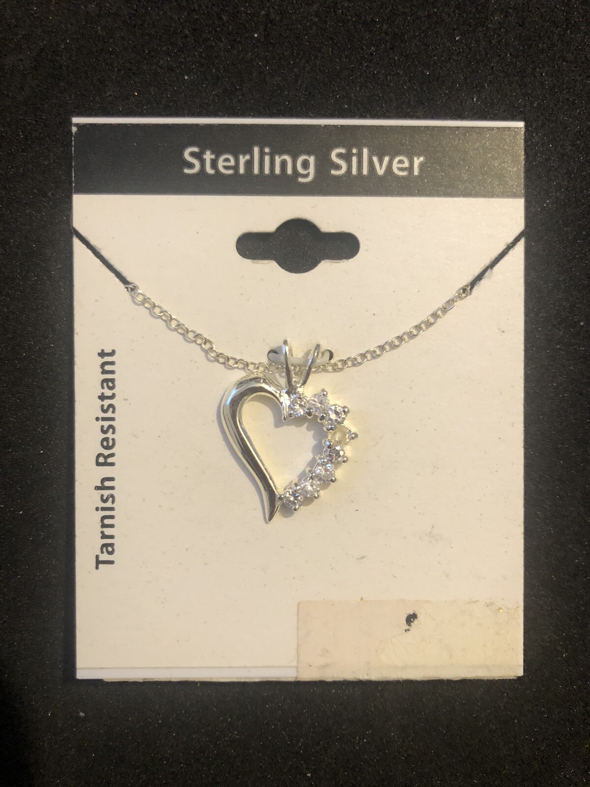 Contemporary Heart Pendant Necklace Fashion Jewelry 4804 0C