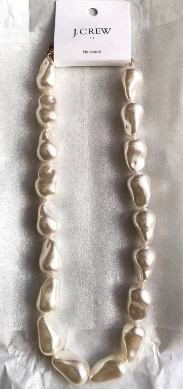 (NEW) Women’s J.Crew Factory Large Pearl-Effect Necklace – Size: OS (One Size)