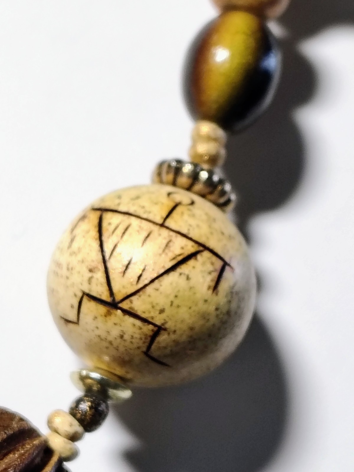 Tribal Chunky Carved Bead Necklace Wood Resin Brown Gold 19″ Boho Ethnic Art