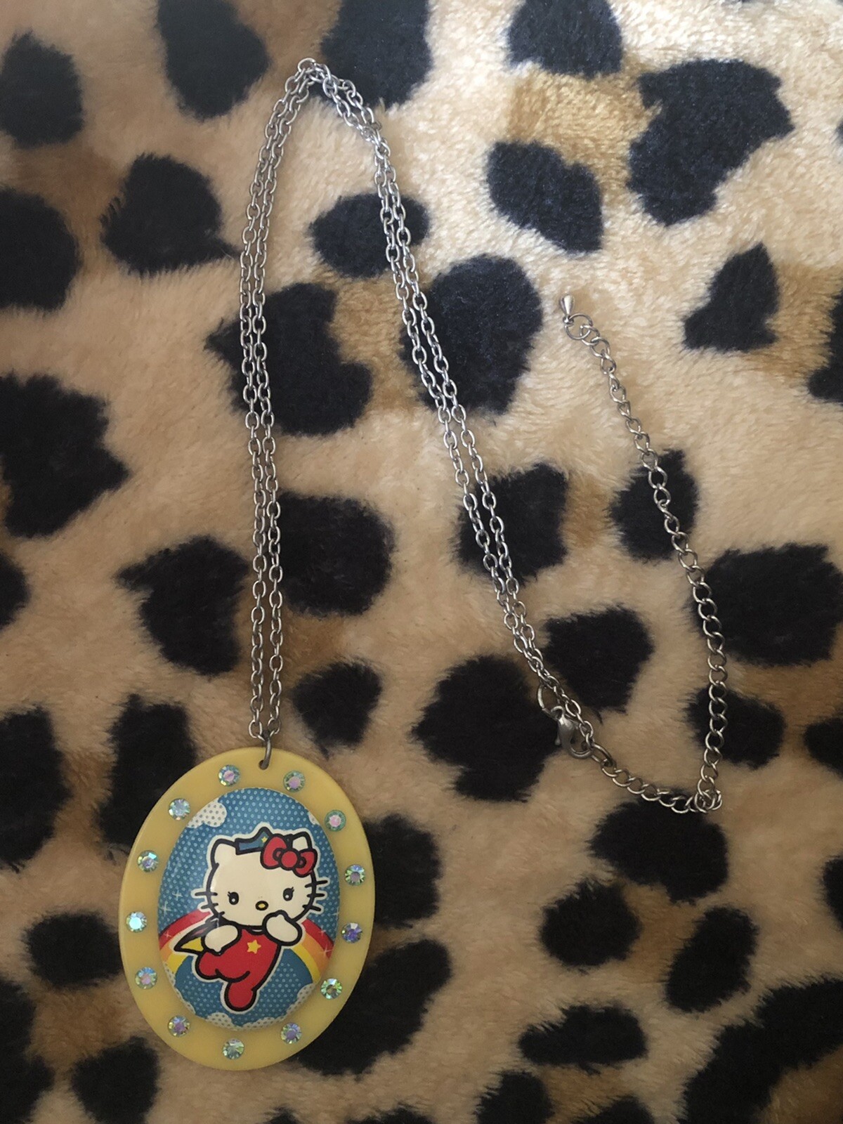 HELLO KITTY acrylic rhinestone NECKLACE Sanrio Y2K SuperHero STATEMENT rainbow