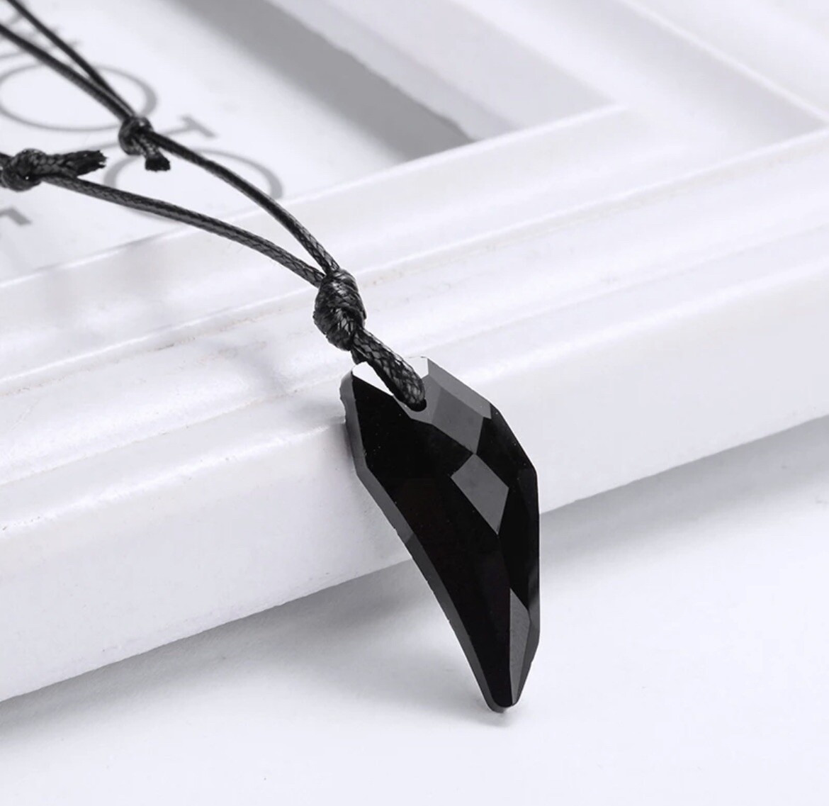 Men’s Fashion Jewelry Black Weaving Rope Wolf Tooth Pendant Necklace 1-335
