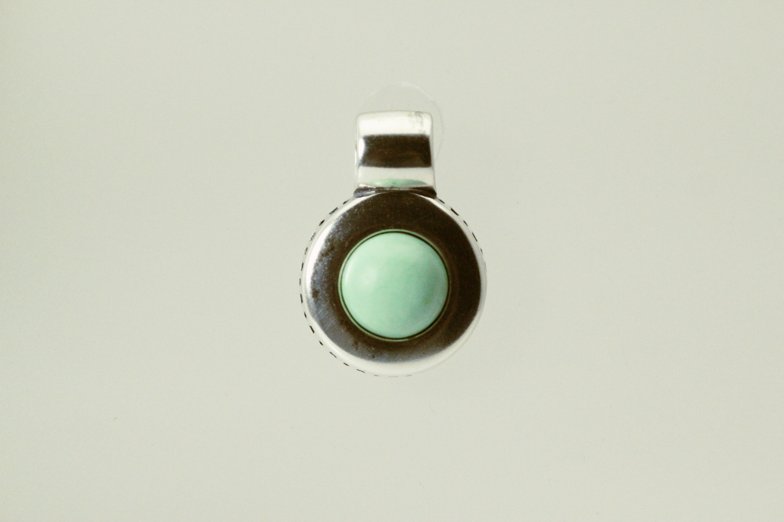 925 Sterling Silver Green Stone Round Slide Pendant 9.8 Grams (PEN9756)