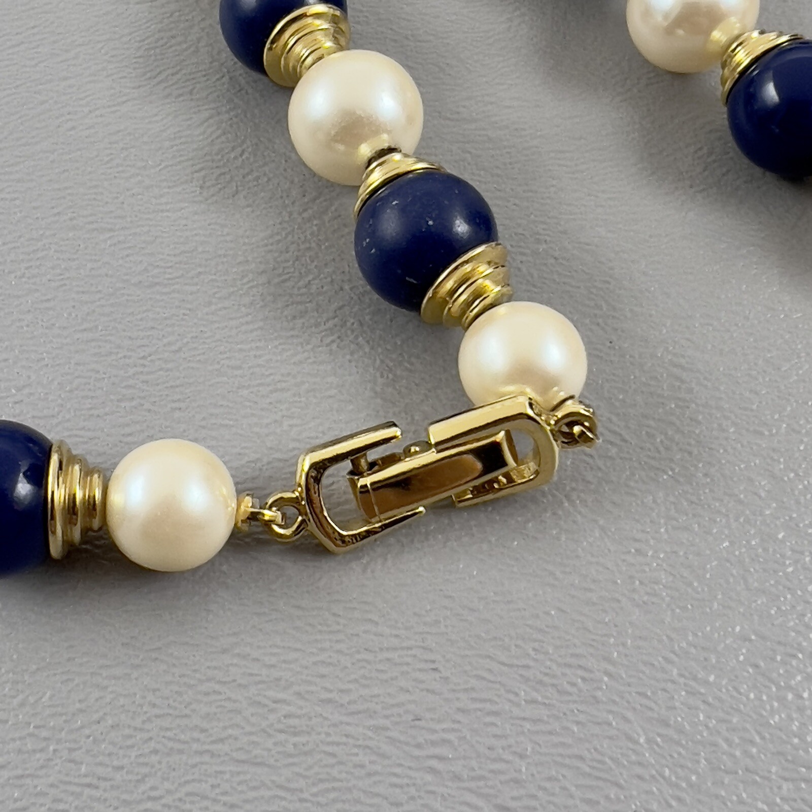 Vintage Fashion Gold Tone Faux Pearl Beaded Blue Beads Necklace Fold Over Clasp