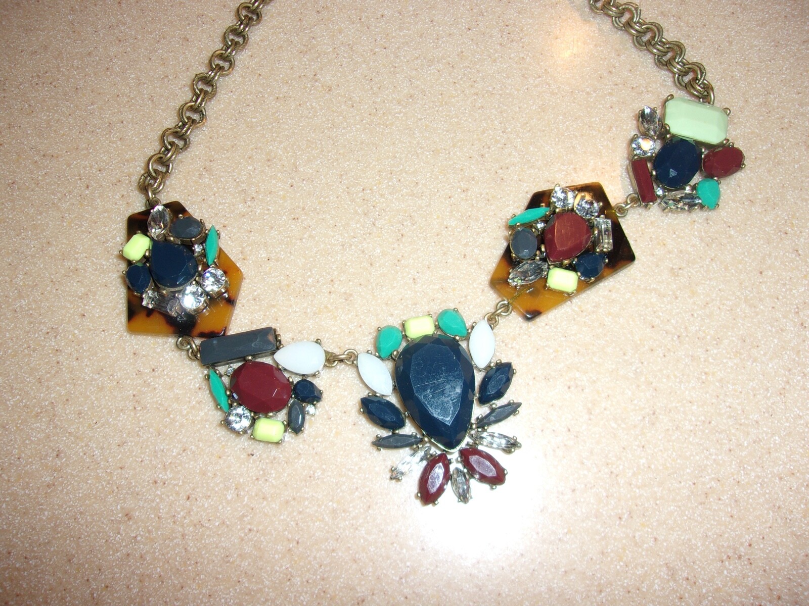 LOT 2 J Crew Statement necklaces blue & multicolor stones Plastic Metal GW1