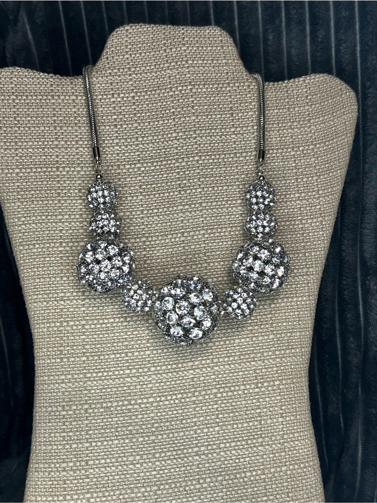 Paparazzi Zi Collection Silver Rhinestone Statement Necklace