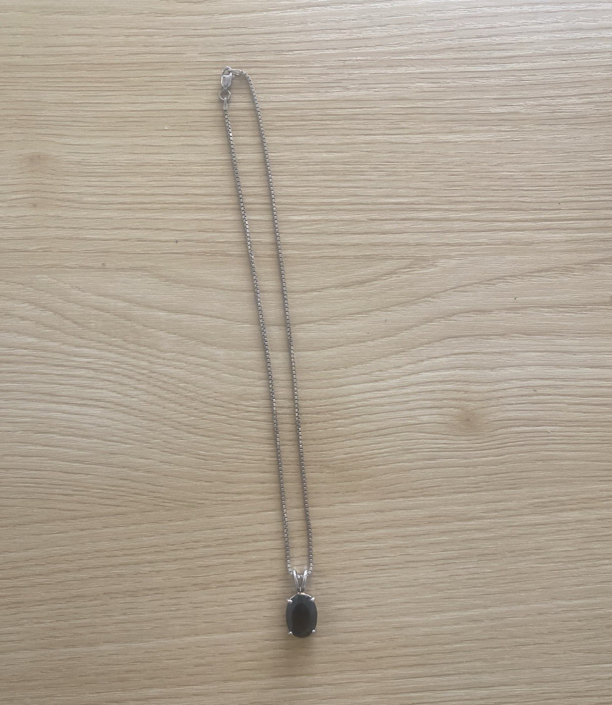 Silver Tone Box Chain Necklace Oval Black Stone Charm Pendant Lobster Bezel