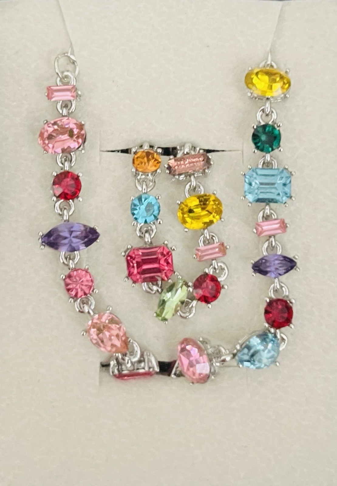 Attractive Multi Colored Crystals chain necklace