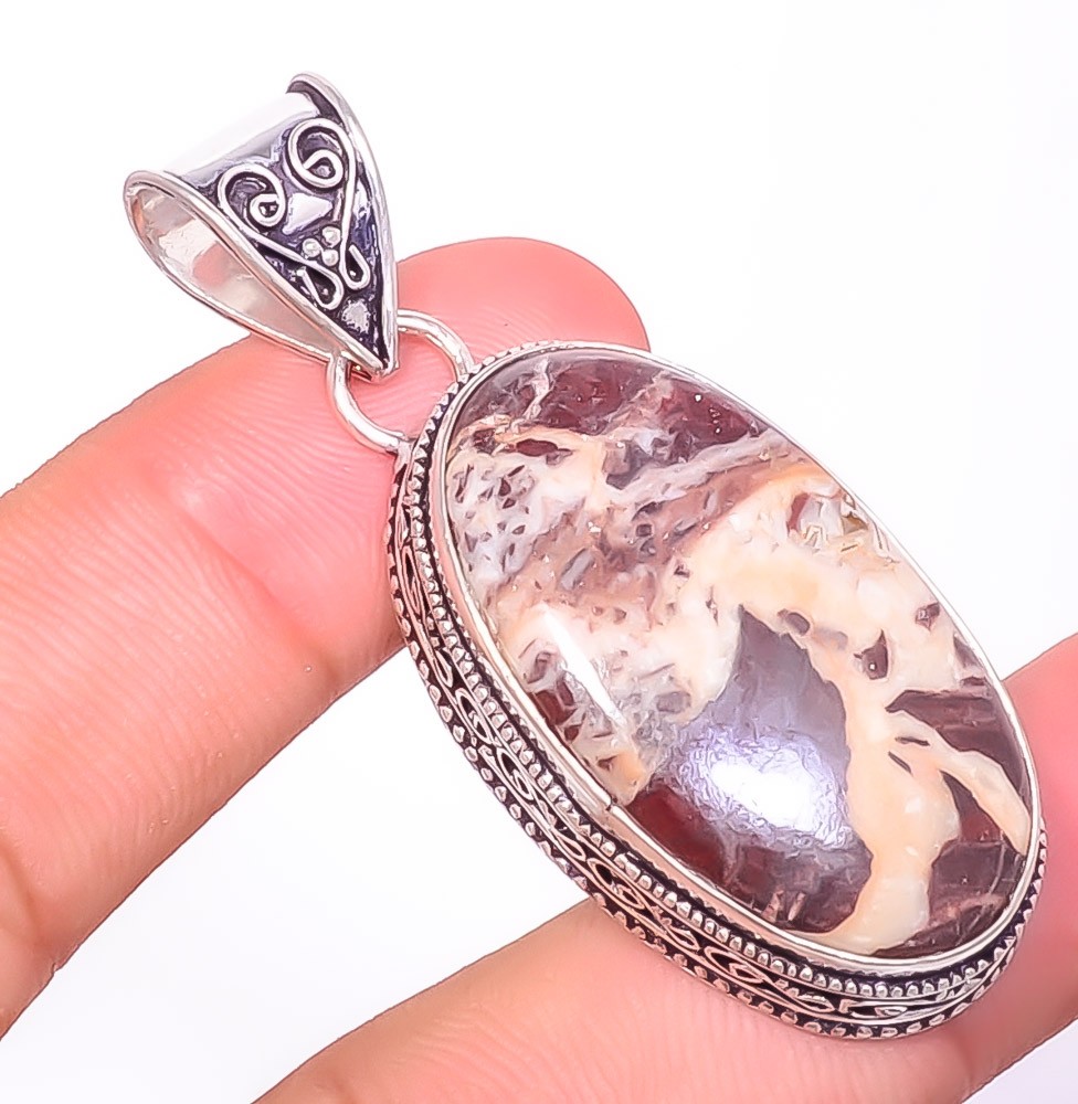 Natural Fine Art – Cappuccino Jasper 925 Silver Plated Bali Pendant 2.15″ T275